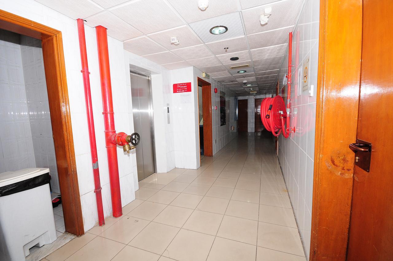Al Qaid Hotel Дубай Экстерьер фото