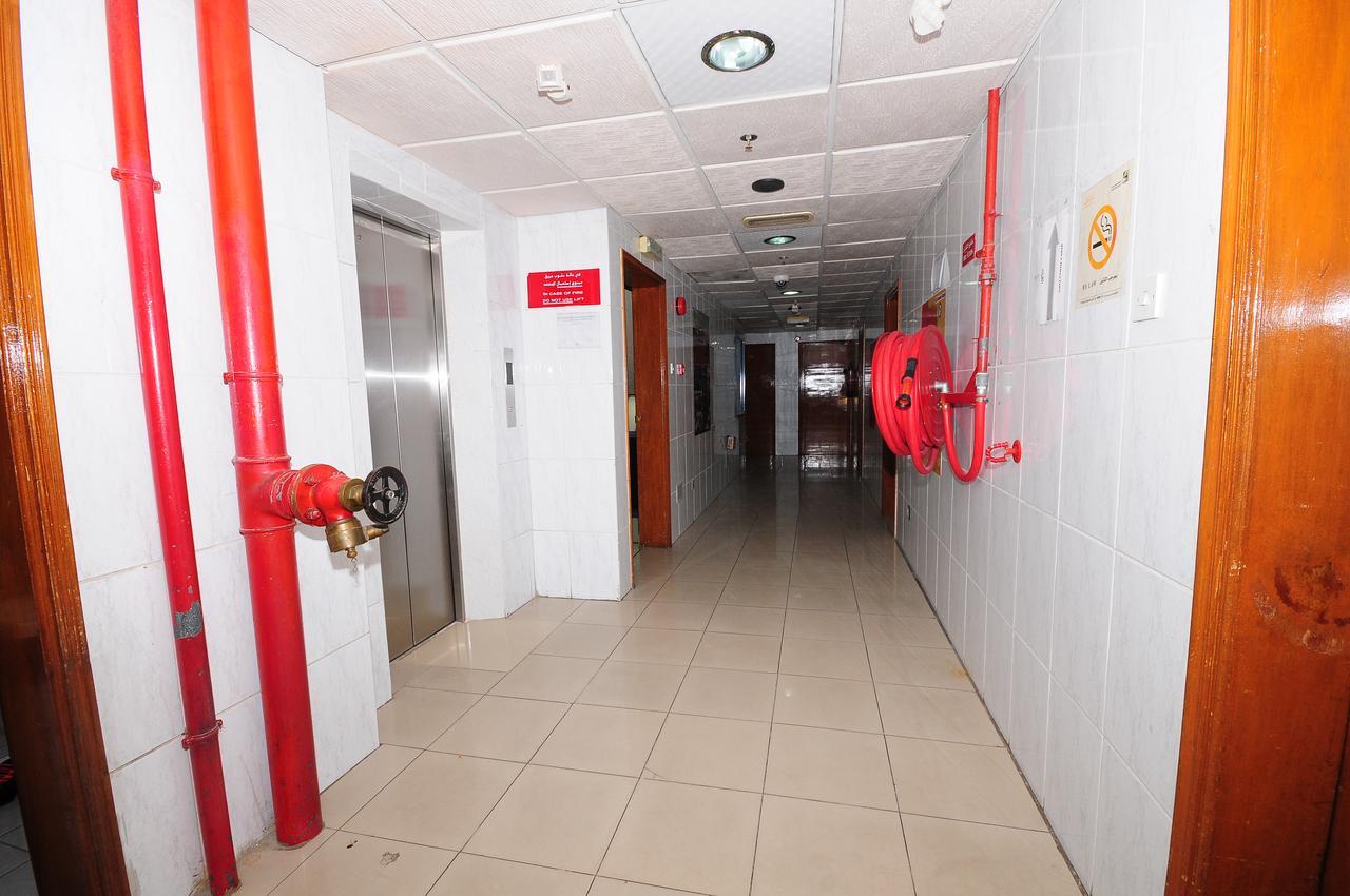 Al Qaid Hotel Дубай Экстерьер фото